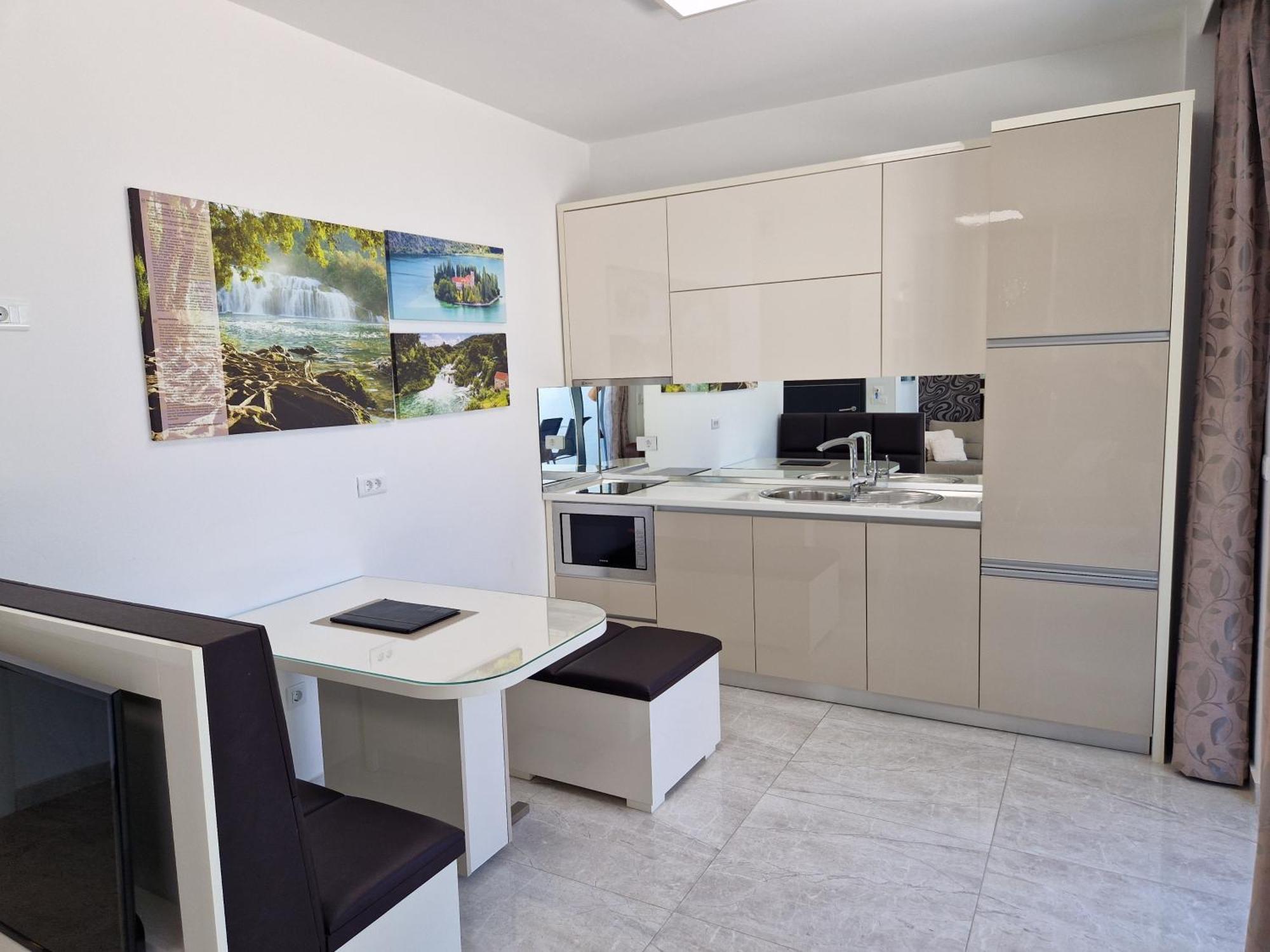Apartments Dalmatia Infinity Bibinje Room photo
