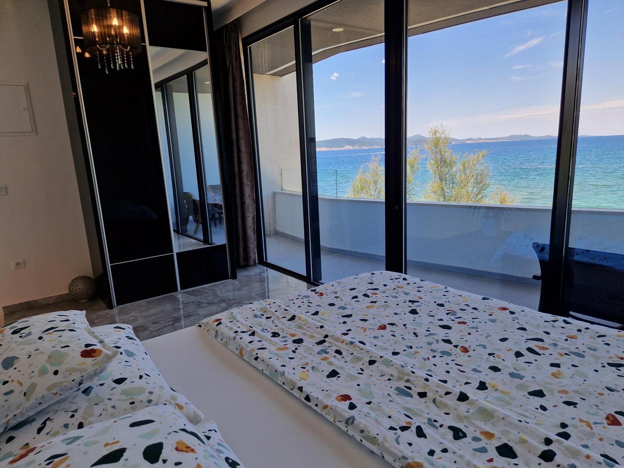 Apartments Dalmatia Infinity Bibinje Room photo